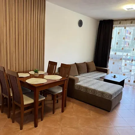 Kalia, Sunny Apartament